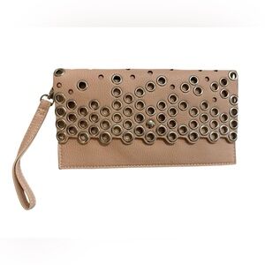 Sondra Roberts Stylish Light Pink Clutch with Grommet Design